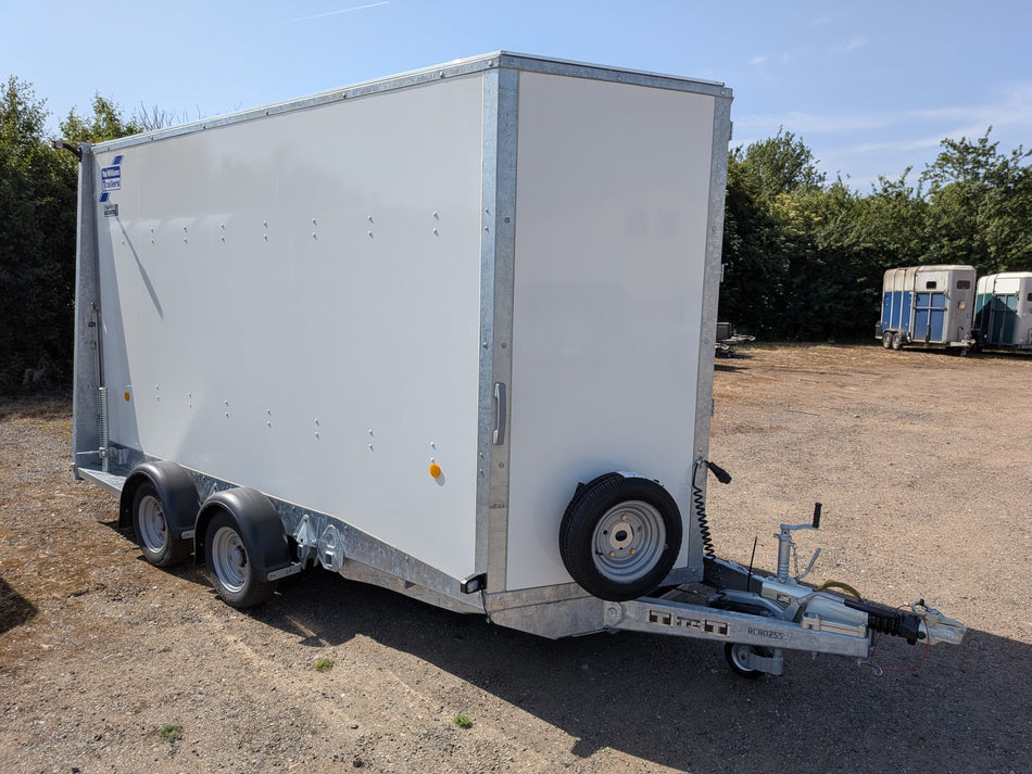 Ifor Williams BV126 Box w. Ramp/Van Combi Doors.