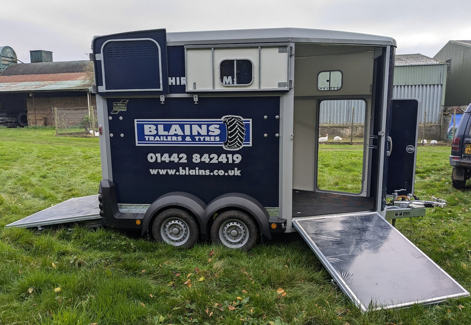 Ifor Williams HB511 Horse Trailer For Hire