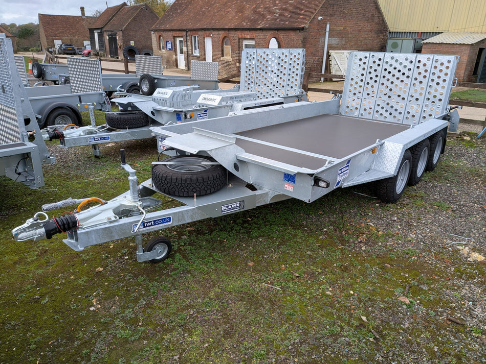 Ifor Williams GH146 Tri-Axle Plant Trailer