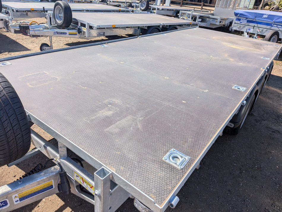 Ifor Williams LM166 16ft Tri-Axle Flatbed Trailer – Blains Trailers & Tyres
